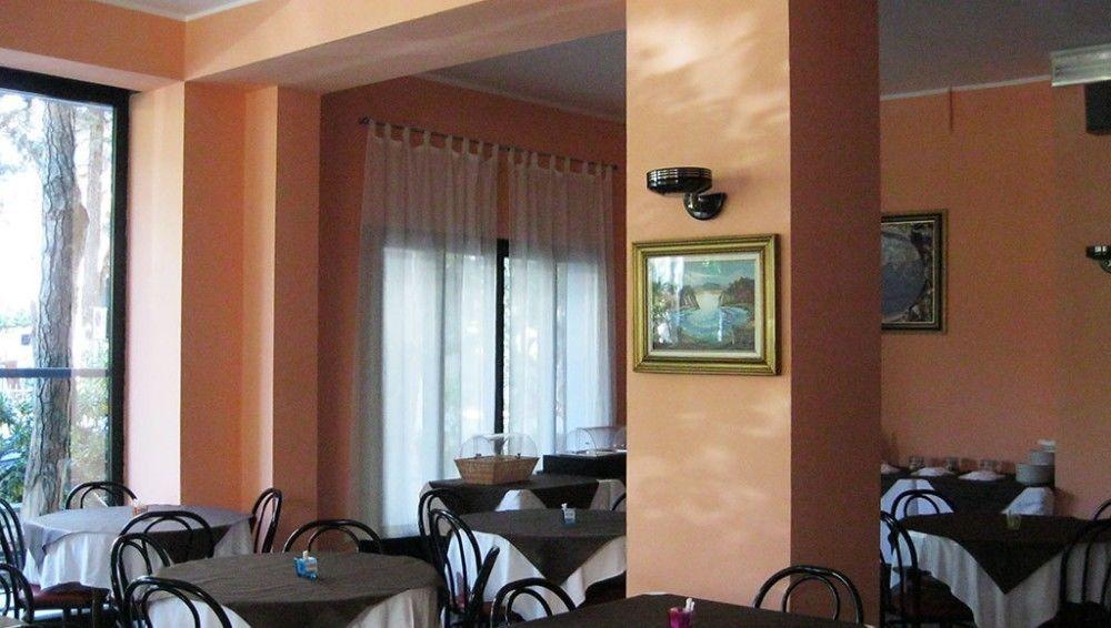 Hotel Solemar Riccione Exterior photo